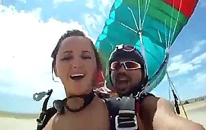 Skydive nude flash